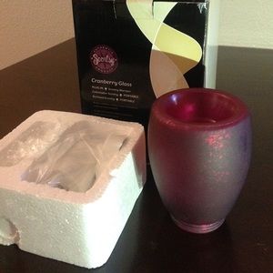 Scentsy Cranberry Glass Nightlight